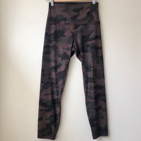 NWOT! Lululemon Athletica Align High-Waisted Crop Camouflage Leggings 25” - Picture 1 of 6